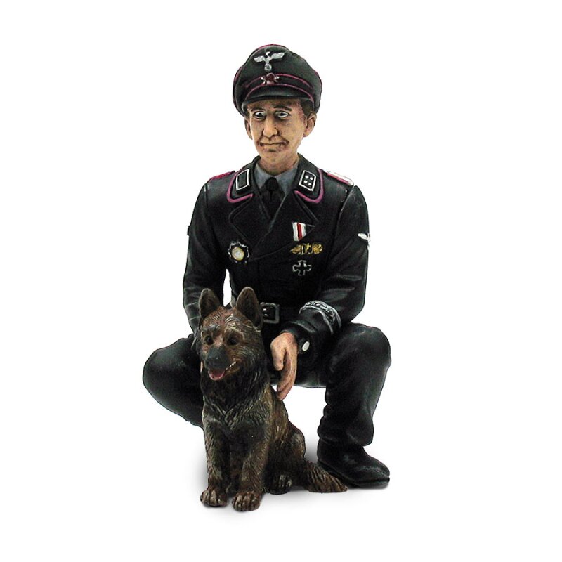 1-16-figur-oberst-otto-paetsch-mit-hund