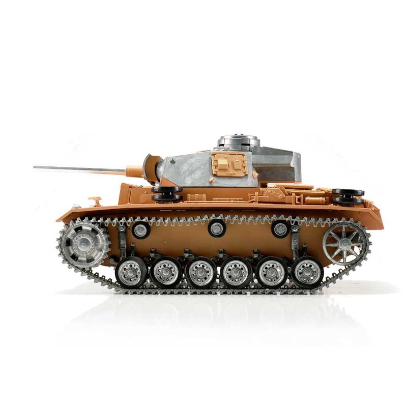 1-16-rc-panzer-iii-bb-unlackiert~3