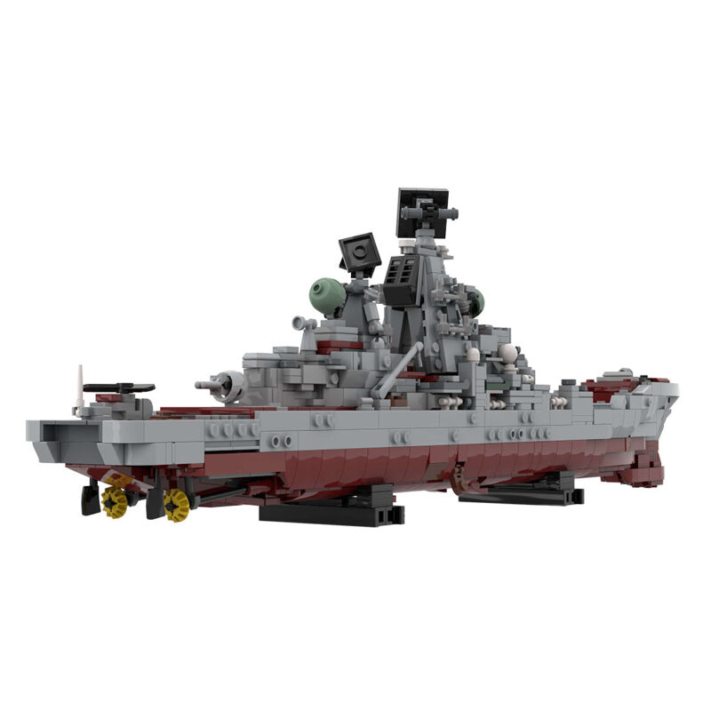 Kirov-class-battlecruiser-Admiral-Lazarev-ex-Frunze-Klemmbausteine-Scale-1485-3