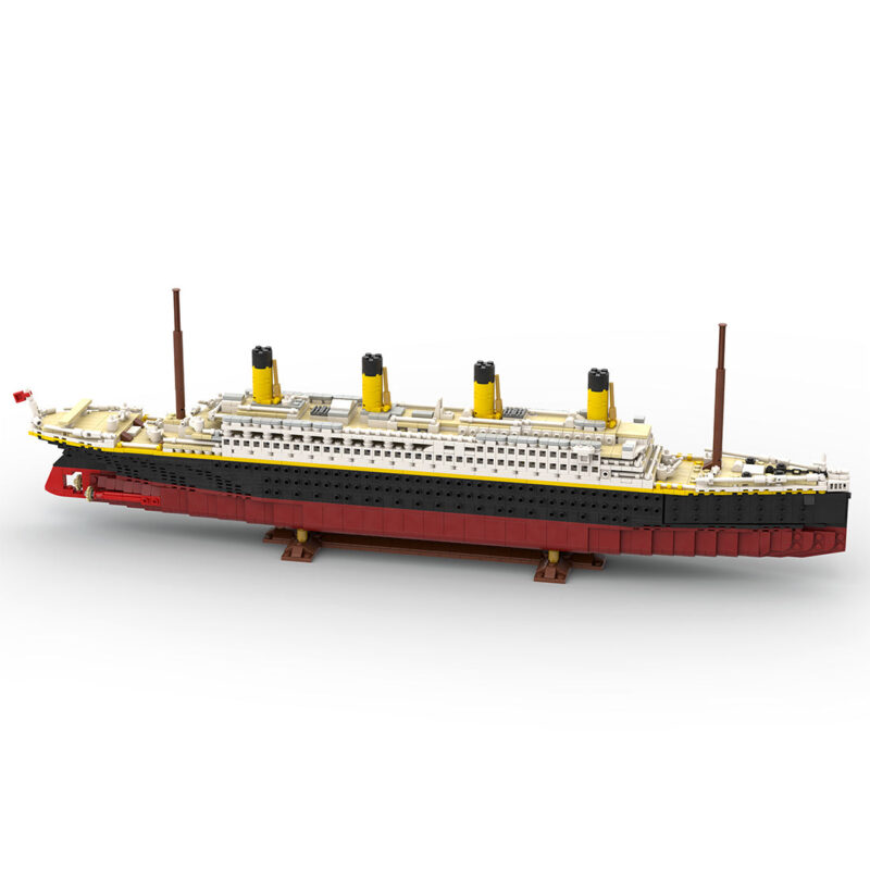 MOC-Titanic-modernes-Kreuzfahrtschiff-im-Massstab-1400-Klemmbausteine-2