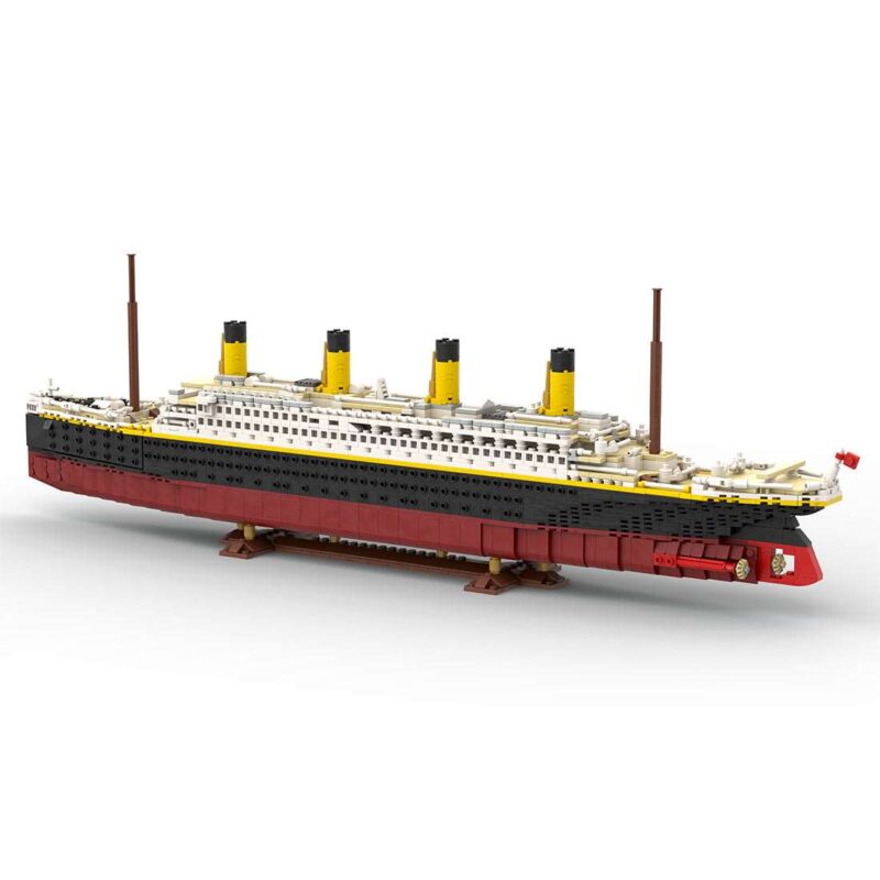 MOC-Titanic-modernes-Kreuzfahrtschiff-im-Massstab-1400-Klemmbausteine-4