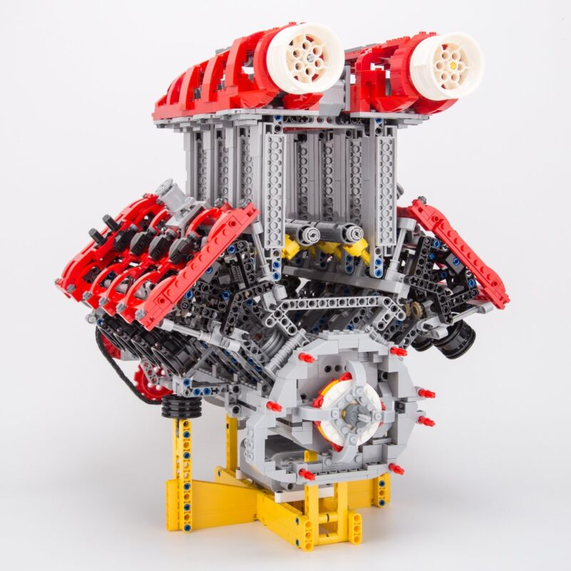 ferrari-maserati-v8-engine-klemmbausteinelesdiylesdiy-398445