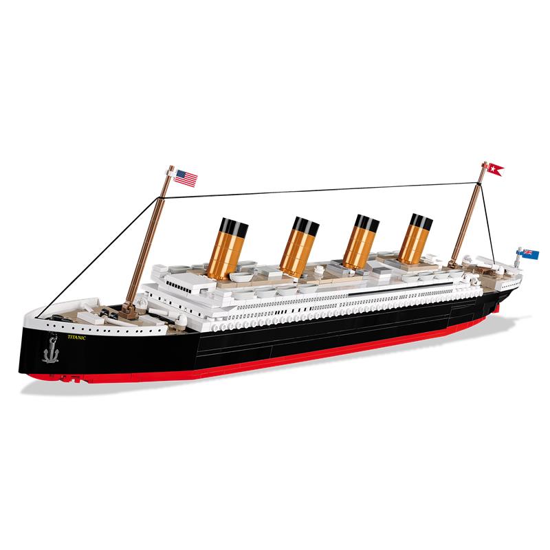 Cobi Titanic