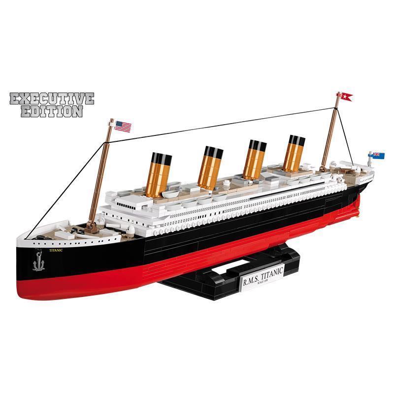 Cobi Titanic