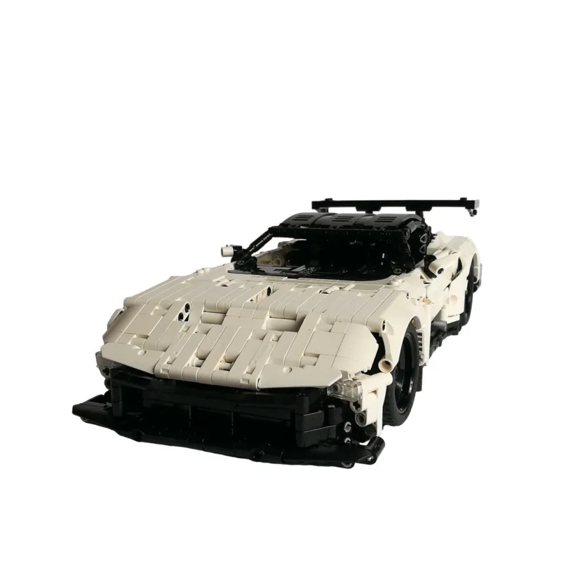 Britischer-Sportwagen-im-Massstab-112-Klemmbausteine