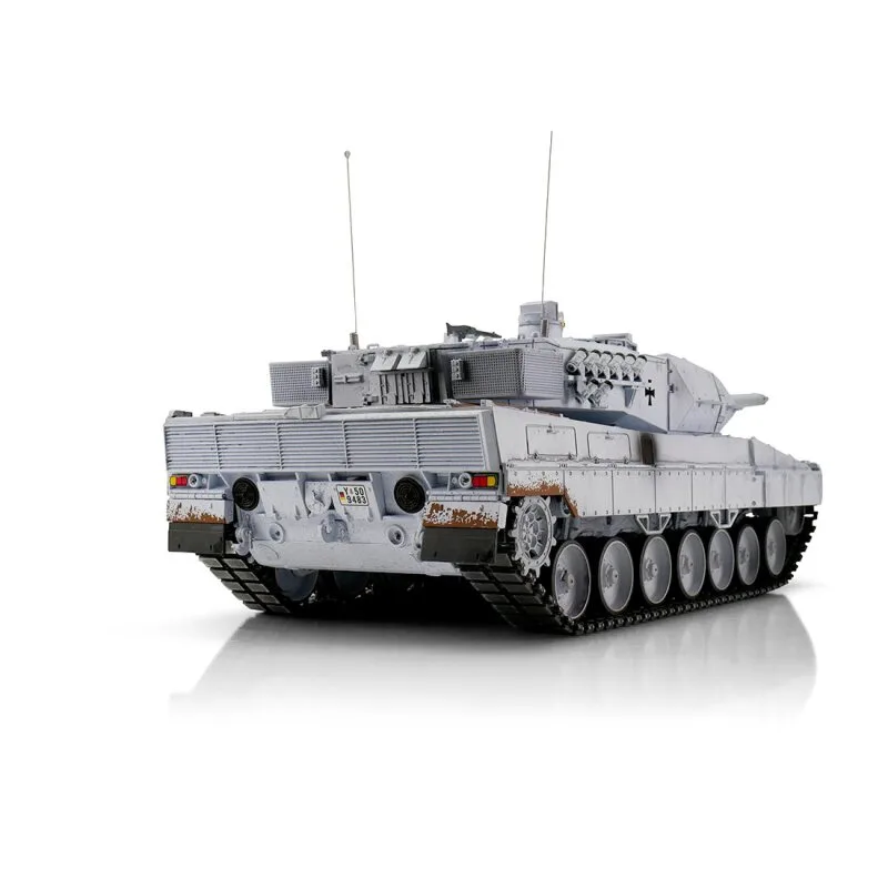 1-16-rc-leopard-2a6-bb-un~2.jpg