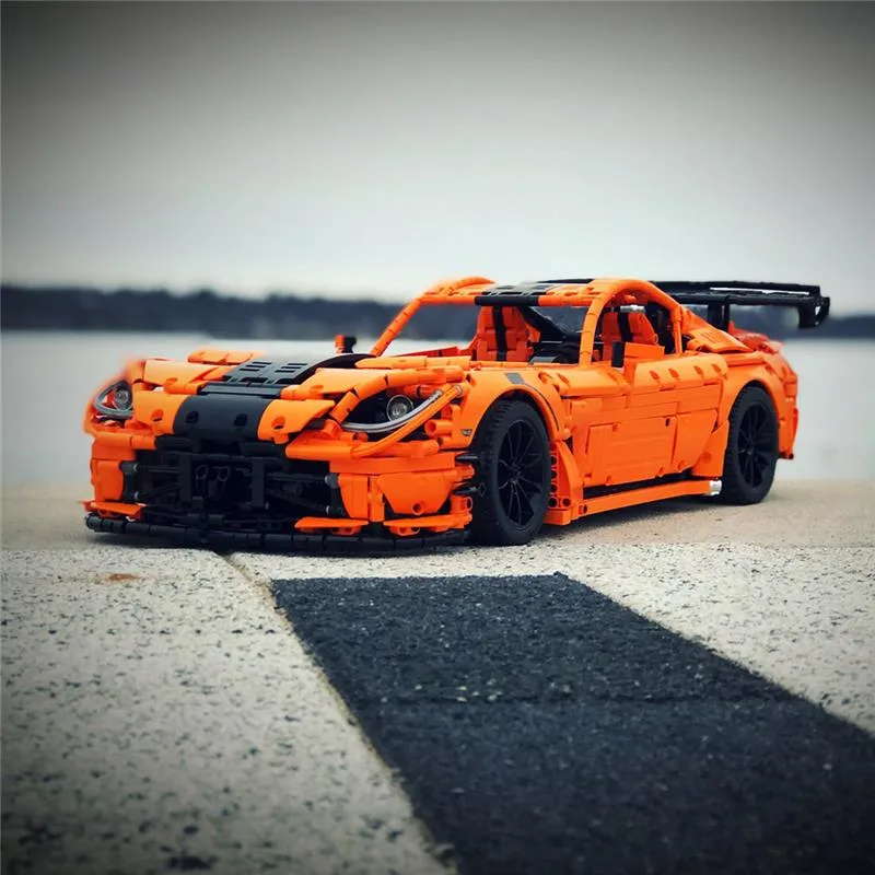 MOC-13655-Dodge-Viper-ACR-Klemmbausteine-3