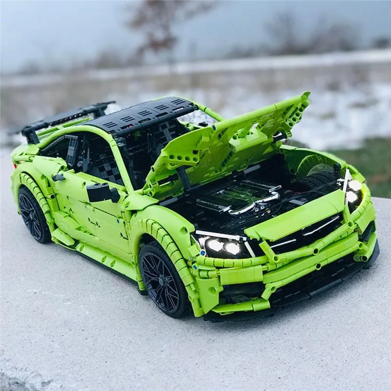MOC-60193-Mercedes-Benz-C63-AMG-Klemmbausteine-4