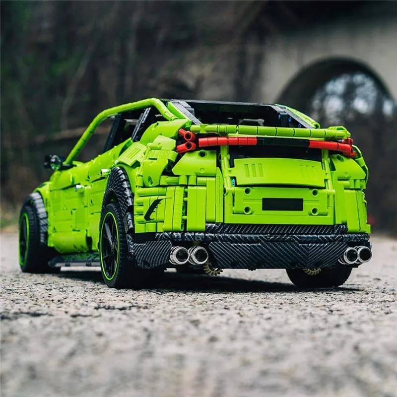MOC-96212-Lamborghini-Urus-Klemmbausteine-4