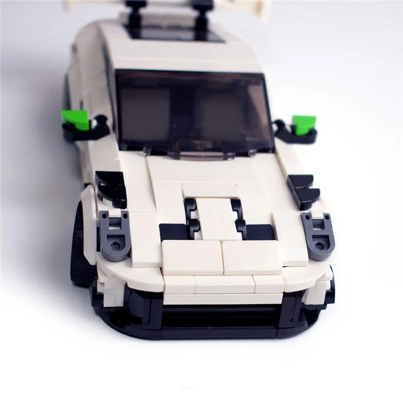MOC-146753-Porsche-911-992-GT3-RS-4