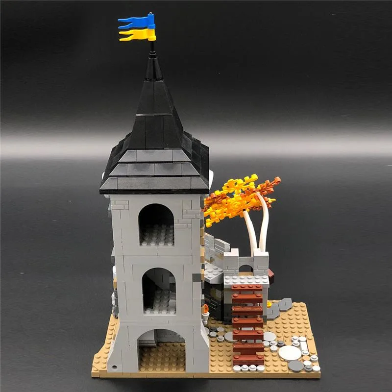 MOC-113094-Black-Falcons-Fortress-Anno-2022-Klemmbausteine-5