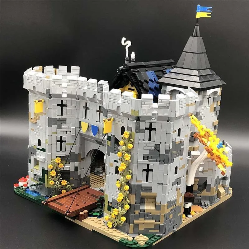 MOC-113094-Black-Falcons-Fortress-Anno-2022-Klemmbausteine-7