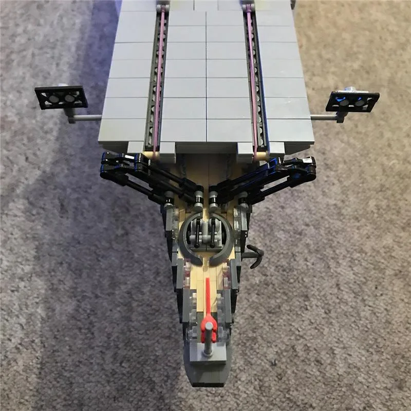 MOC-34030-Graf-Zeppelin-Flugzeugtrager-Klemmbausteine-11