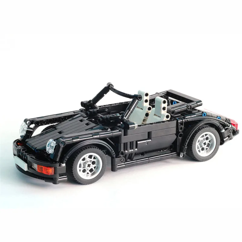 MOC-8013-Porsche-964911-Cabriolet-3