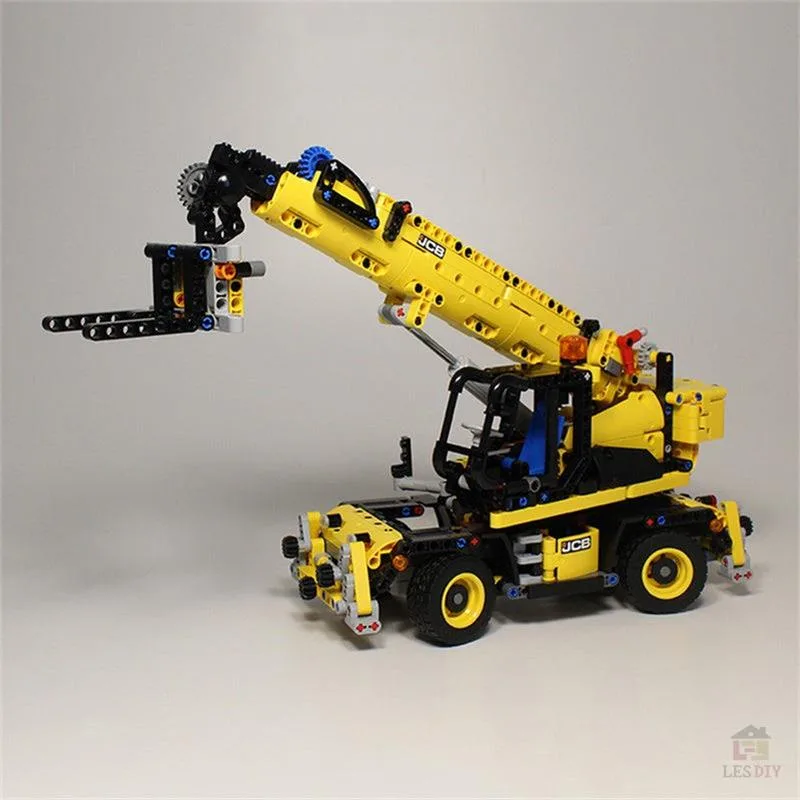 MOC-43871-Technik-JCB-Roto-Telehandler-3