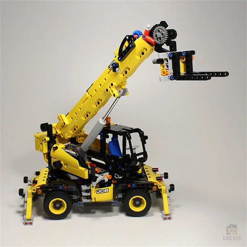 MOC-43871-Technik-JCB-Roto-Telehandler-4