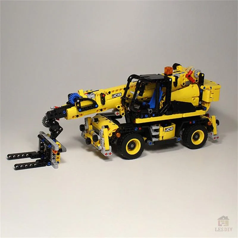 MOC-43871-Technik-JCB-Roto-Telehandler-5