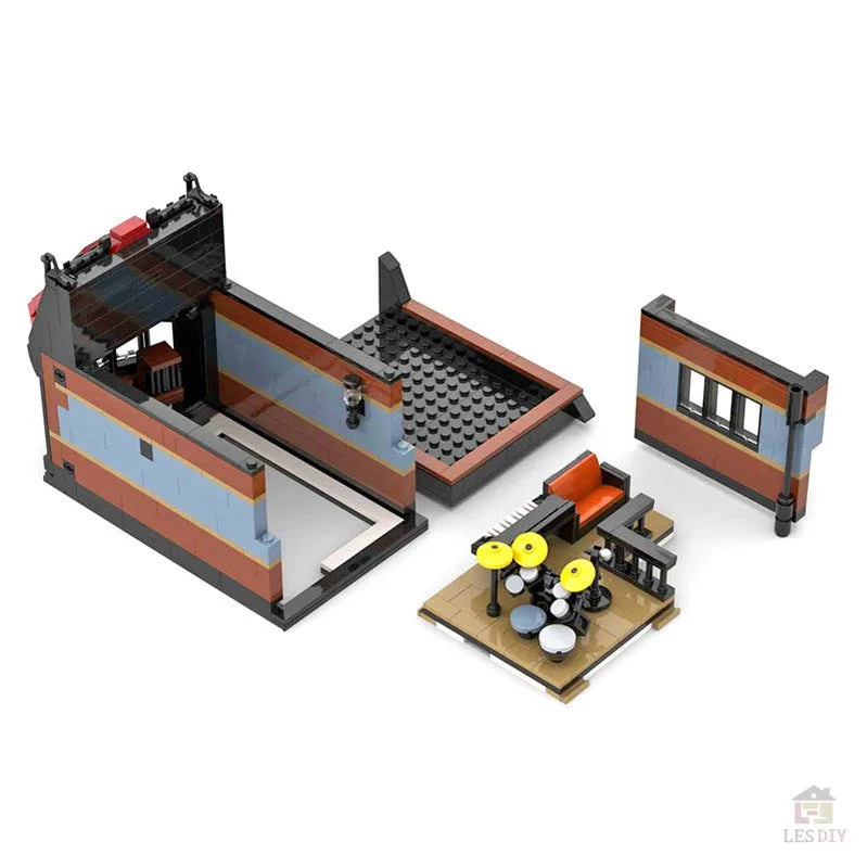 MOC-45758-OliveMansion-Pub-3