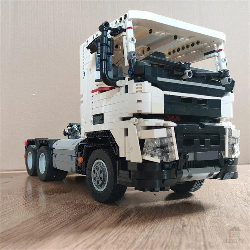 MOC-77580-Technik-Volve-FMX-6x4-Traktor-5