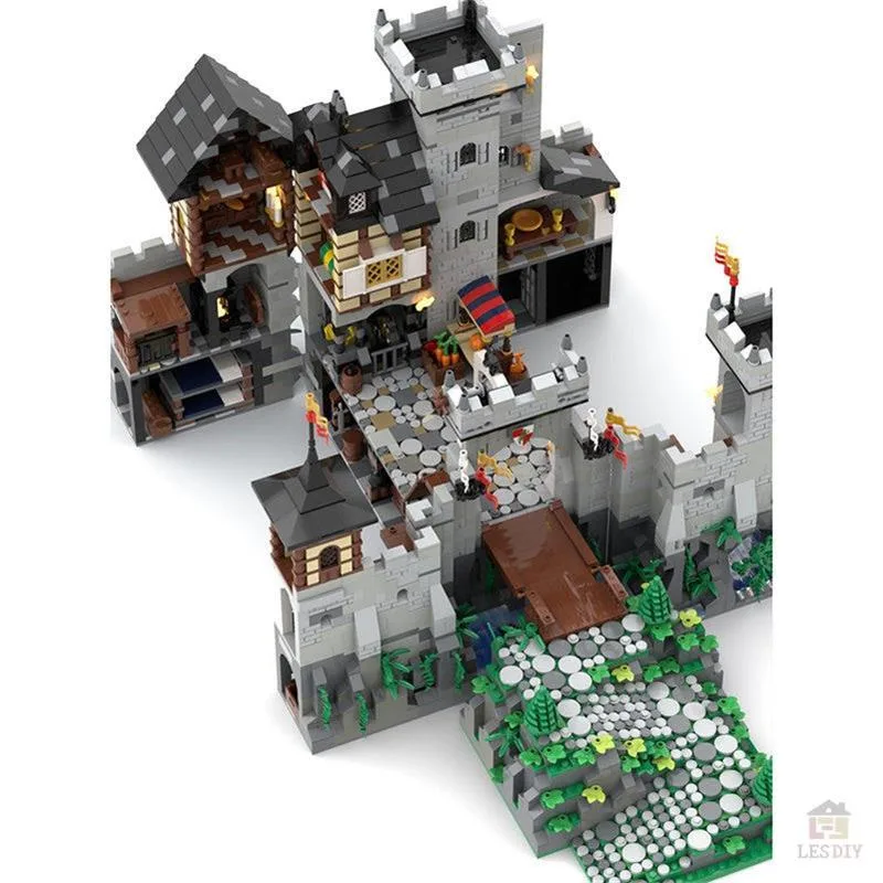 MOC-36658-Graues-Schloss-Klemmbausteine-5