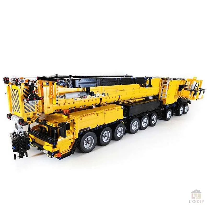 Custom-Bausteine-Technik-Liebherr-LTM1750-Kran-V3_0-mit-12-Motoren-3
