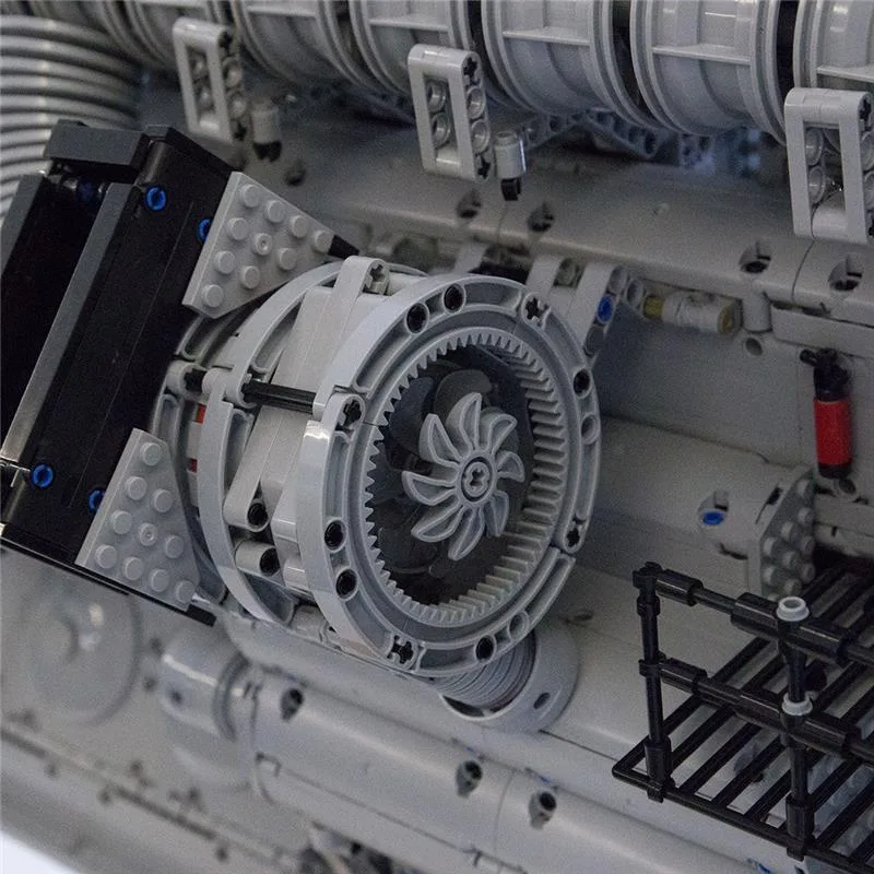 moc-141278-2-stroke-marine-diesel-engine-klemmbausteinelesdiylesdiy-412541