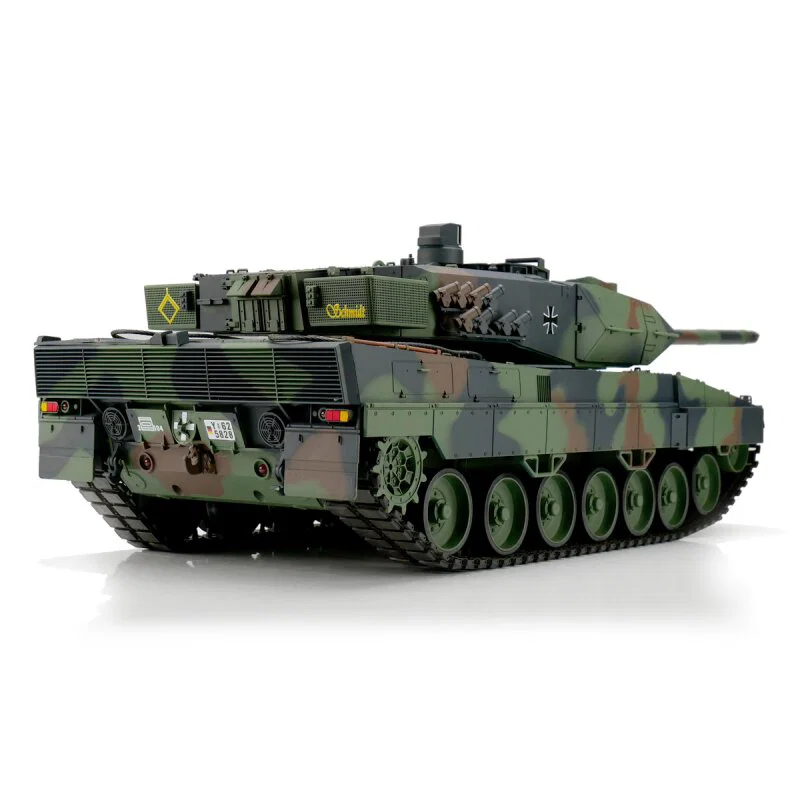 1-16-rc-leopard-2a6-bb-sommertarn-metallk-henglong~2.webp